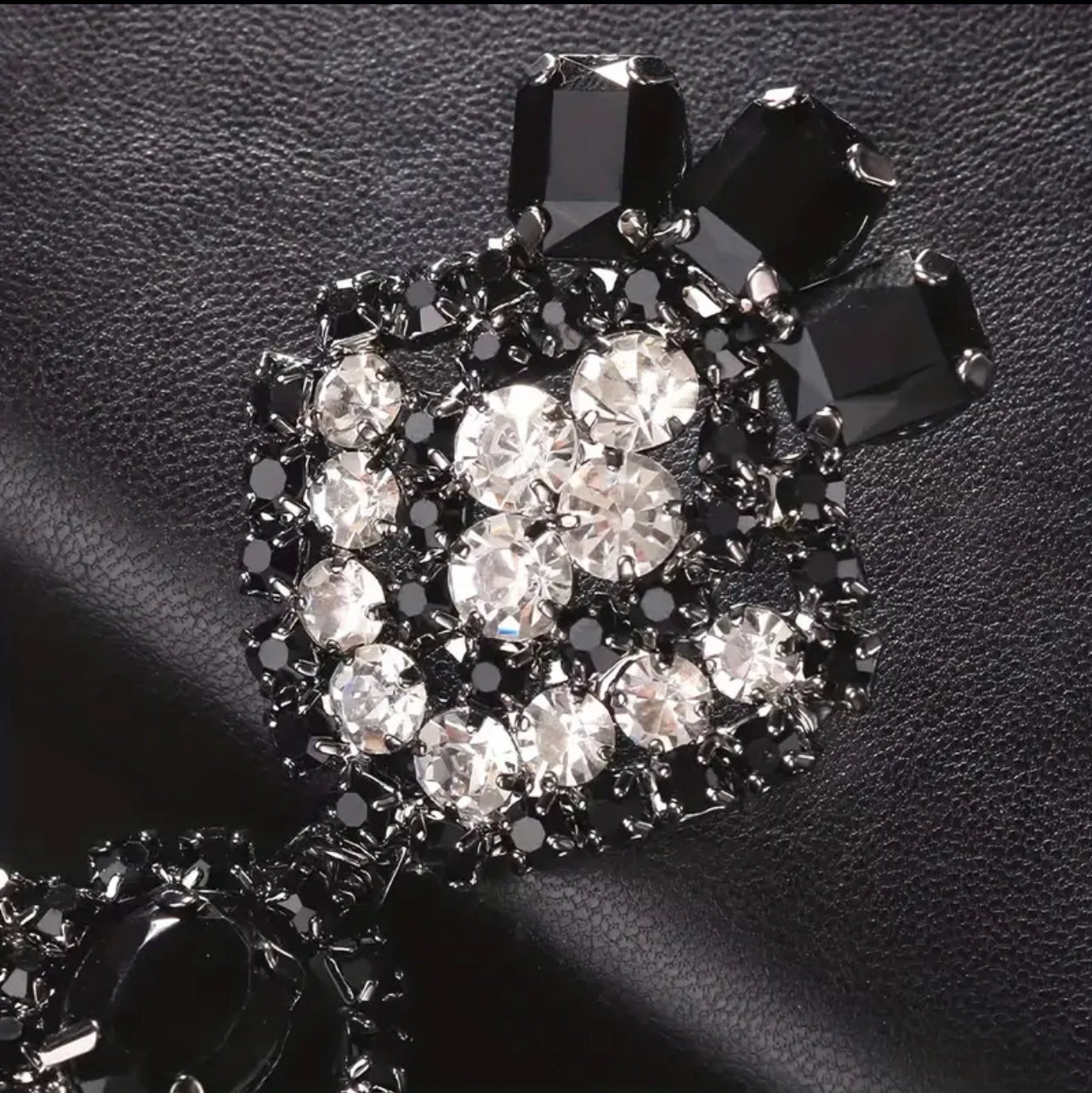 Luxurious Black Rhinestone Flower Dangle Earrings