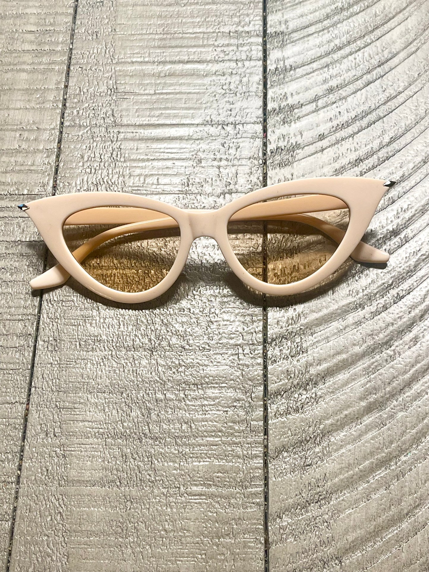 Trendy Spike Triangle Cat Eye Sunglasses