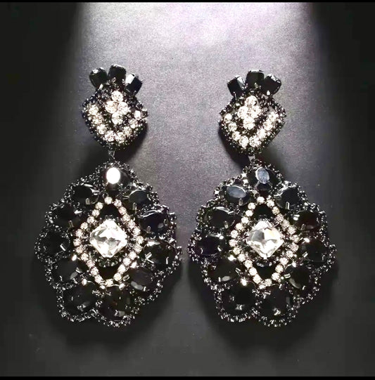 Luxurious Black Rhinestone Flower Dangle Earrings