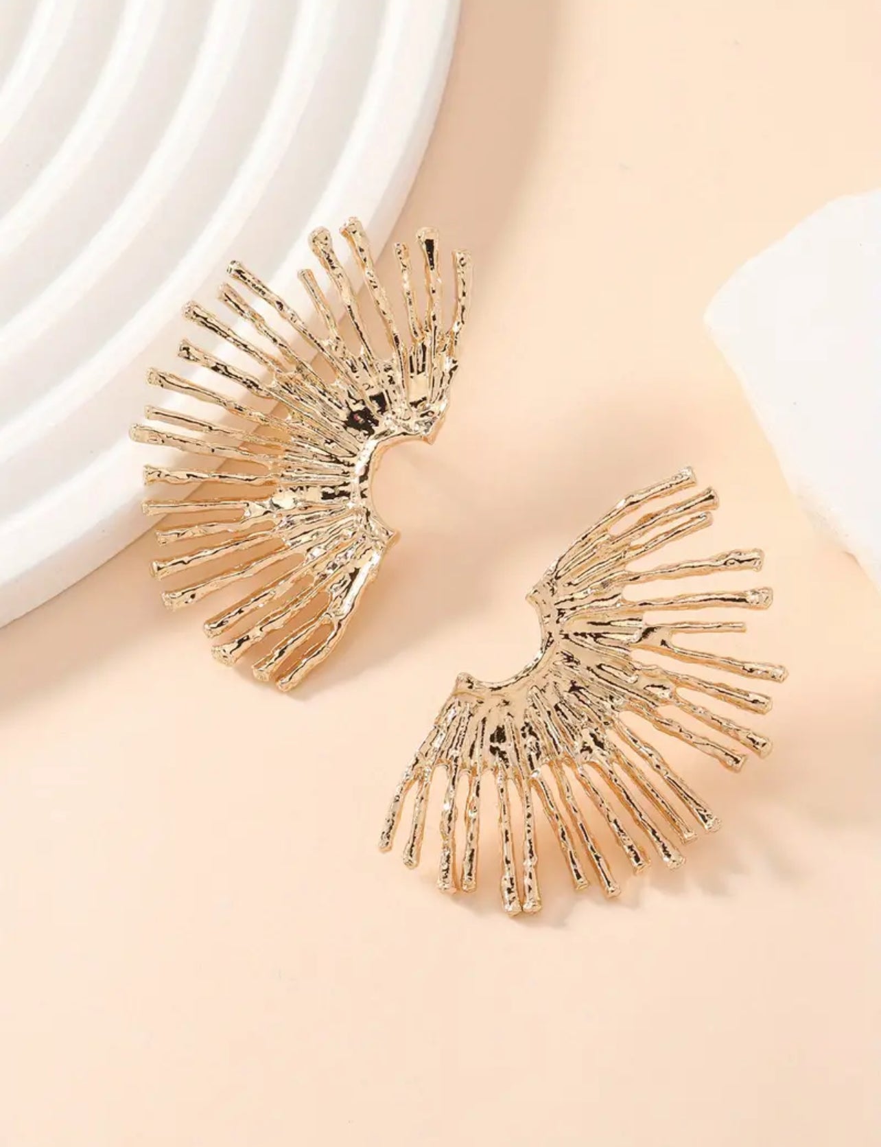 Retro Golden Semi Sunflower Earrings