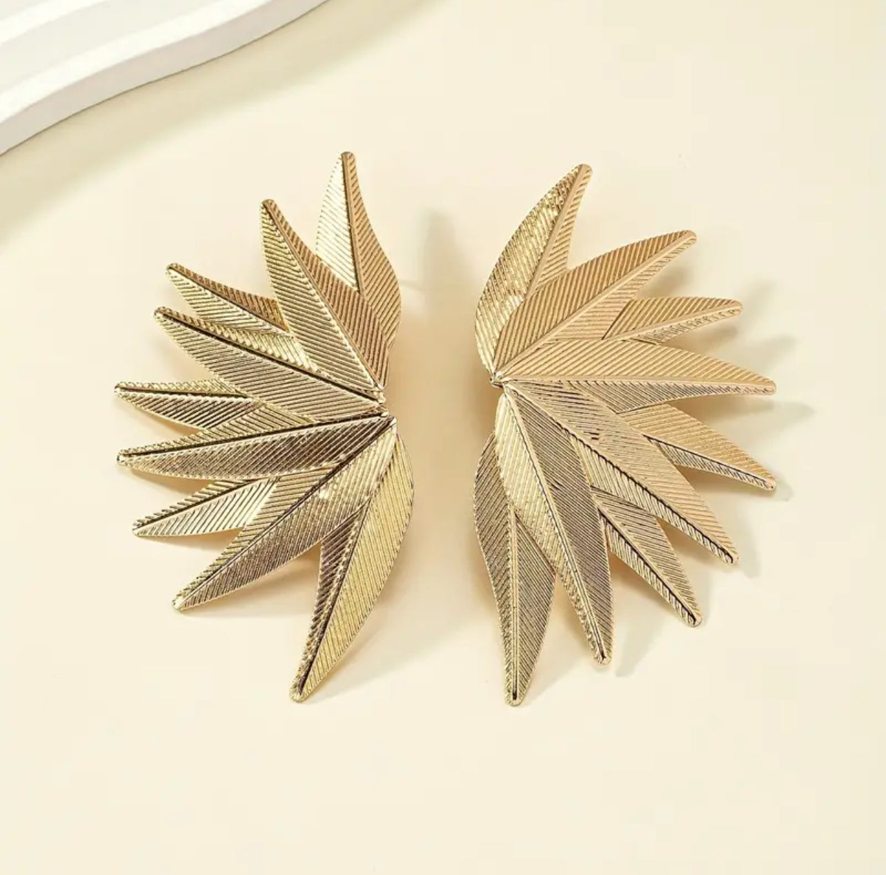 Symmetrical Vintage Leaf Earrings